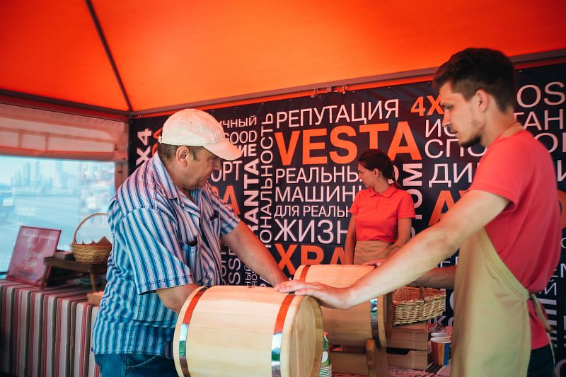 Автоцентр ЮГ на Дне Сибирского Поля-2017