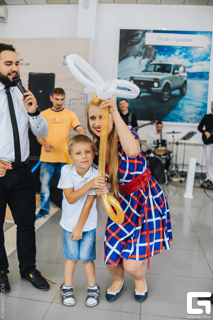 Почему LADA 4x4 популярна уже 40 лет и как ее юбилей отпраздновали в Барнауле?