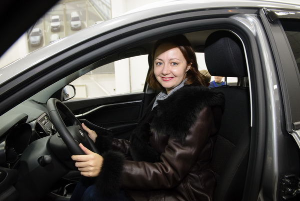 В «Автоцентре ЮГ» барнаульцам презентовали новый автомобиль–гордость «АВТОВАЗа»