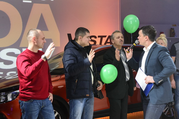 В «Автоцентре ЮГ» барнаульцам презентовали новый автомобиль–гордость «АВТОВАЗа»