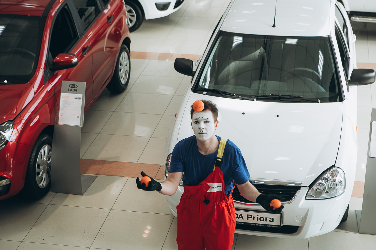В официальном дилерском центре LADA на Алтае - Автоцентр ЮГ, прошел день открытых дверей!