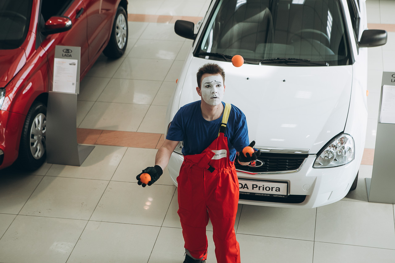 В официальном дилерском центре LADA на Алтае - Автоцентр ЮГ, прошел день открытых дверей!
