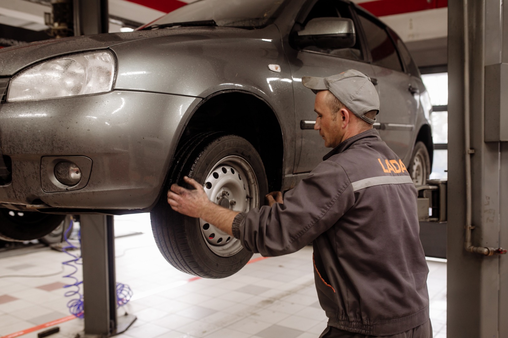 LADA DAY SERVICE