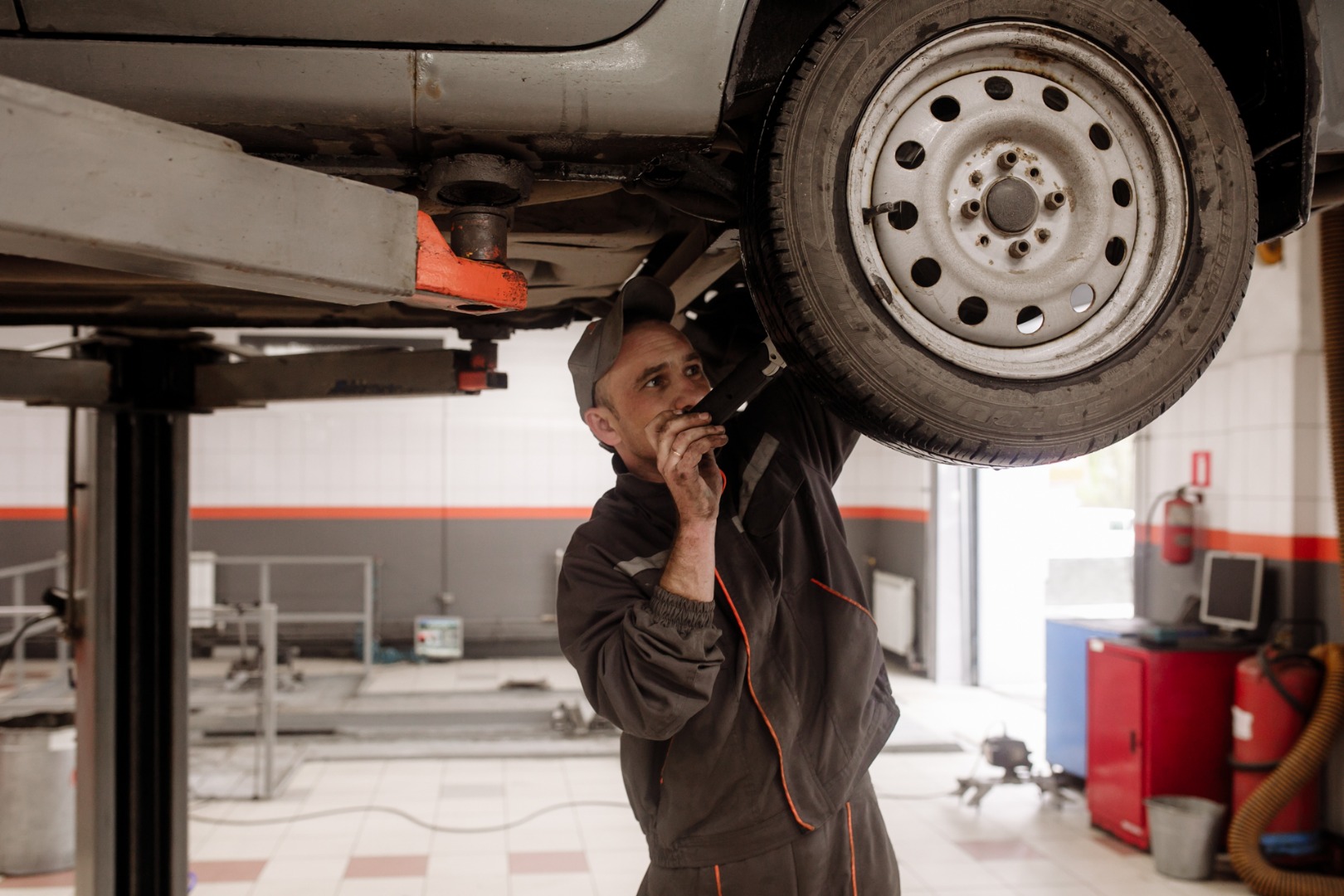 LADA DAY SERVICE