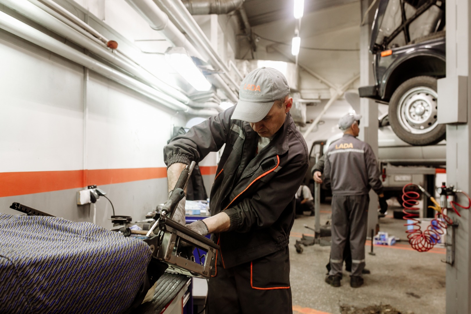 LADA DAY SERVICE